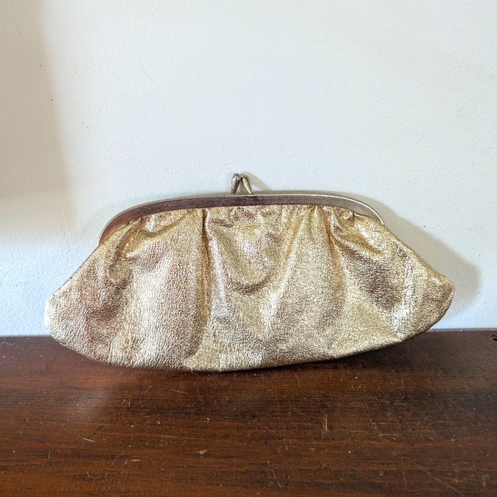 Vintage Gold Lame Metallic Evening Purse Clutch With Kiss Lock Beautiful MCM